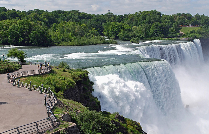 visitare le cascate di Niagara vacanza studio in Canada