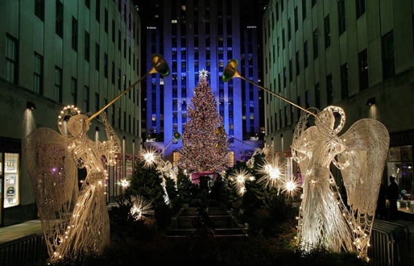 how do they celebrate christmas in the united states of america