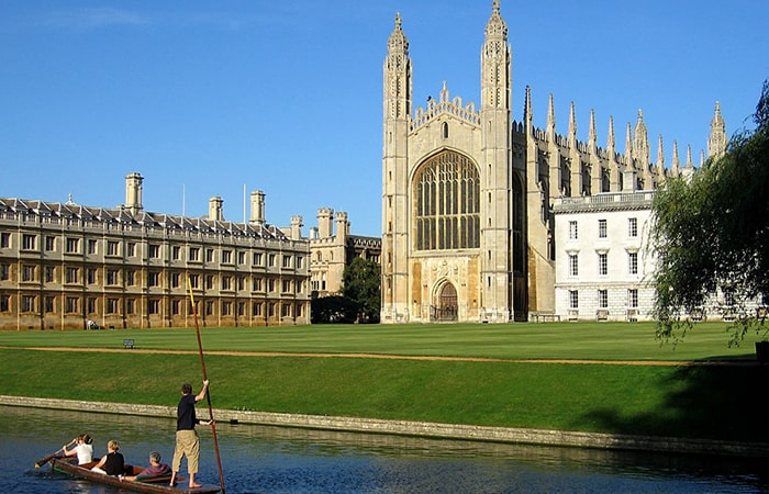 Visit the university of Cambridge
