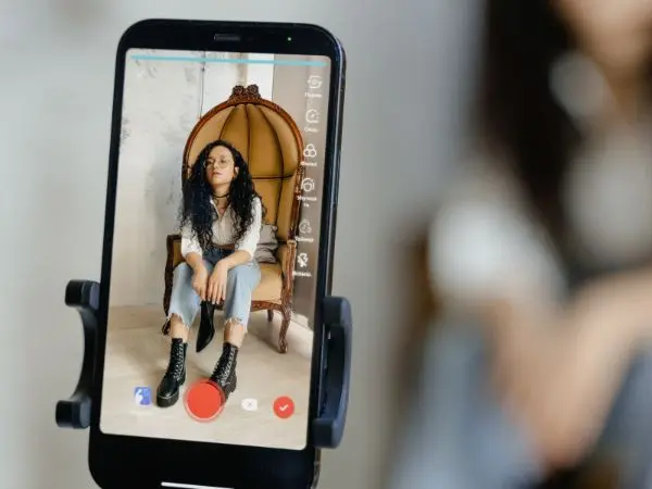 practice a new language on tiktok and instagram
