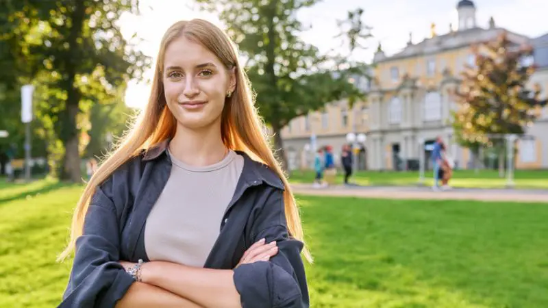 typical day in college during a study abroad holiday