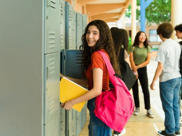 what is the emotional impact of travelling with classmates?