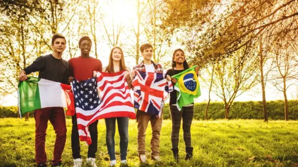 what is the impact of international friendships on teenagers and the benefits of biligualism?